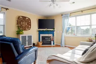 4525 Treebark Ln, High Point, NC 27265 - Photo 12