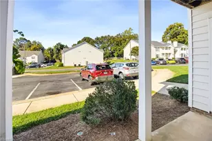 5701 Battery Ct, Greensboro, NC 27409 - Photo 18