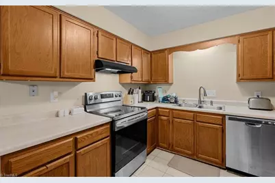 4109 Trappers Run Court, High Point, NC 27265 - Photo 12