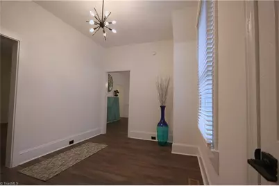 621 Lindsey Street, Reidsville, NC 27320 - Photo 6