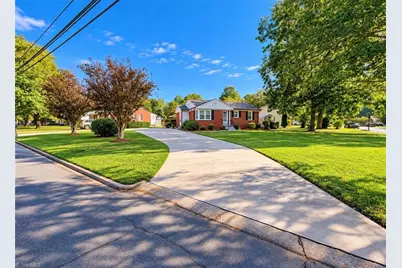301 Hillside Drive, Lexington, NC 27295 - Photo 6