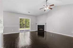 2579 Mid Salem Dr, Winston-Salem, NC 27103 - Photo 14