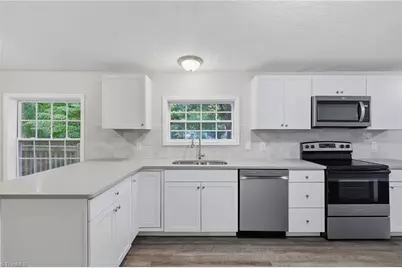 3363 Stony Brook Circle, Newton, NC 28658 - Photo 16