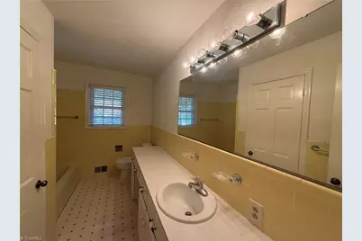6911 Kenbridge Drive, Clemmons, NC 27012 - Photo 14