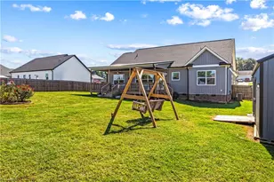124 Tranquility Ln, Harmony, NC 28634 - Photo 26