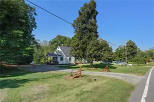 598 Nc Hwy 65, Reidsville, NC 27320 - Photo 4
