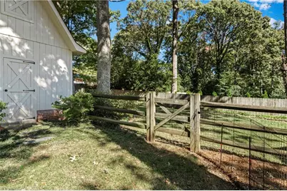 1236 Huntingdon Road, Winston-Salem, NC 27104 - Photo 32