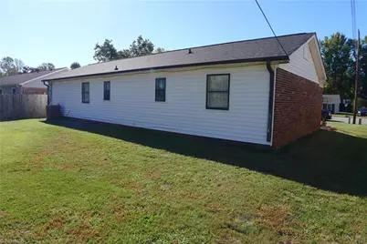 133 Windward Circle, Mocksville, NC 27028 - Photo 6