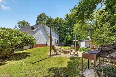 5805 Edgebrook Court, Jamestown, NC 27282 - Photo 16