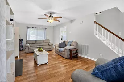 5805 Edgebrook Court, Jamestown, NC 27282 - Photo 6