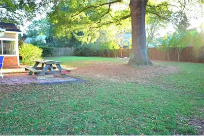336 Century Boulevard, Kernersville, NC 27284 - Photo 4