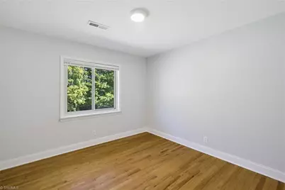 337 E Rhyne Avenue, Winston-Salem, NC 27107 - Photo 12