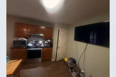 423 N Logan Street, Burlington, NC 27217 - Photo 6