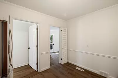 2708 Rockwood Road, Greensboro, NC 27408 - Photo 14