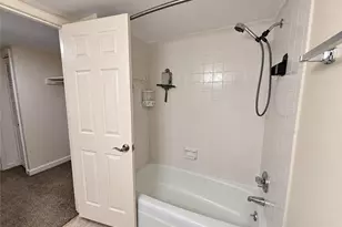 1510 Benjamin Pkwy, Greensboro, NC 27408 - Photo 18