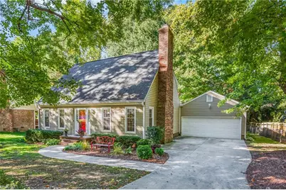 514 Edinburgh Drive, Burlington, NC 27215 - Photo 2