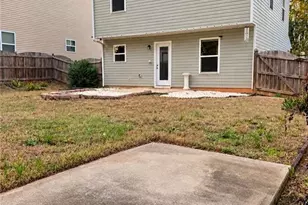 546 Clear Meadow Dr, Winston-Salem, NC 27107 - Photo 4