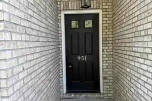 951 Tuscan Row, Winston-Salem, NC 27105 - Photo 2