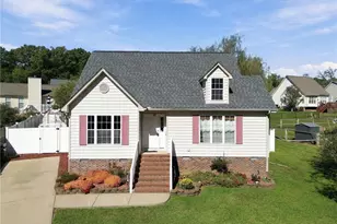 133 Hoskins Cir, Burlington, NC 27215 - Photo 1