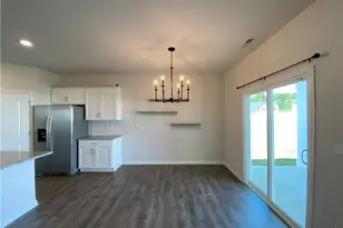 392 Rhett Ave, Lexington, NC 27295 - Photo 6