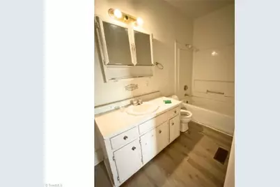 412 Fife Street, Thomasville, NC 27360 - Photo 10