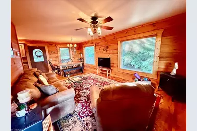 196 Pisgah Lane, Boomer, NC 28606 - Photo 12