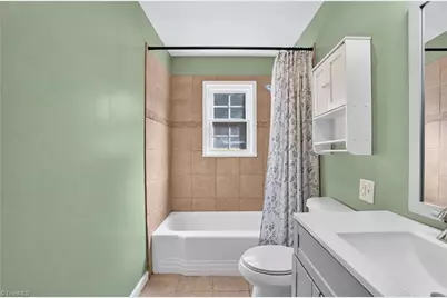 114 Bellevue Drive, High Point, NC 27265 - Photo 12