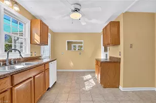 114 Bellevue Dr, High Point, NC 27265 - Photo 18