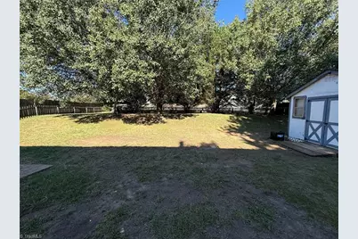 4231 Beacon Ridge Drive, High Point, NC 27265 - Photo 16