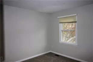 2713 Cottage Pl Cottage Pl, Greensboro, NC 27455 - Photo 6