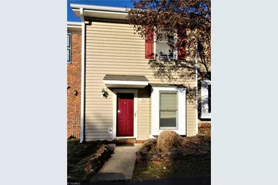 2713 Cottage Place Cottage Place, Greensboro, NC 27455 - Photo 2