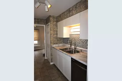 2713 Cottage Place Cottage Place, Greensboro, NC 27455 - Photo 16