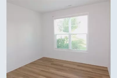 813 Riley Lane, Greensboro, NC 27455 - Photo 20