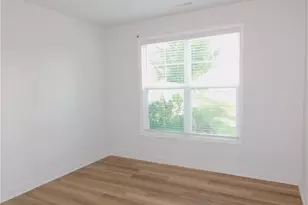 813 Riley Ln, Greensboro, NC 27455 - Photo 20