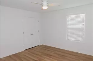 813 Riley Ln, Greensboro, NC 27455 - Photo 12