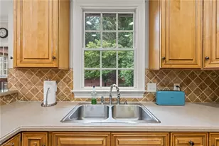 2366 Addison Blvd, High Point, NC 27262 - Photo 12