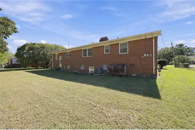 1920 Holland Avenue, Burlington, NC 27217 - Photo 36