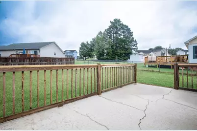 122 Rickard Road, Thomasville, NC 27360 - Photo 14