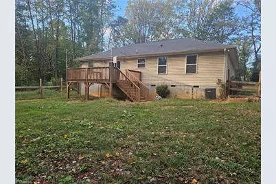 1006 Tyler Court, Winston-Salem, NC 27107 - Photo 4