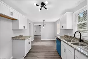 918 Beaumont Ave, High Point, NC 27260 - Photo 6
