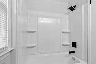 918 Beaumont Ave, High Point, NC 27260 - Photo 18