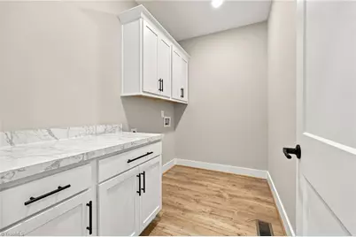 1368 Trafalgar Drive, High Point, NC 27262 - Photo 20