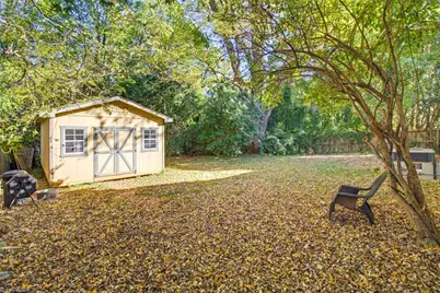 2536 Fernwood Drive, Greensboro, NC 27408 - Photo 26