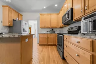 3915 Chadwyck Ct, Winston-Salem, NC 27106 - Photo 6