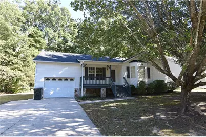 394 Meadow Lark Lane, Thomasville, NC 27360 - Photo 1