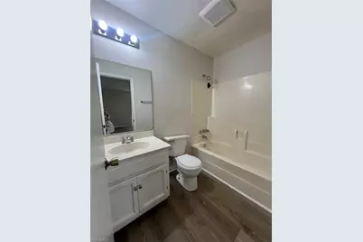 517 Market Street #G, Graham, NC 27253 - Photo 6
