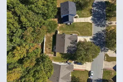 820 Blazingwood Drive, Greensboro, NC 27406 - Photo 28