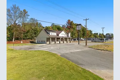 6810 W US Highway 421, Wilkesboro, NC 28697 - Photo 2