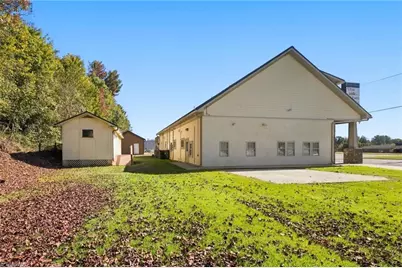 6810 W US Highway 421, Wilkesboro, NC 28697 - Photo 4