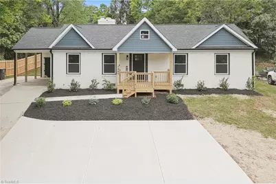 1009 Benjamin Parkway, Greensboro, NC 27408 - Photo 2